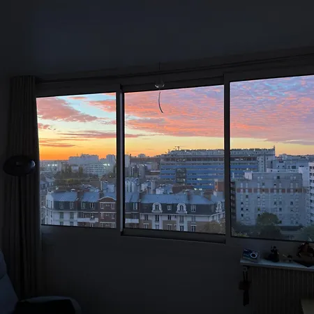 게스트하우스 Guest In A Shared - Metro 7 And Tramway T3a *